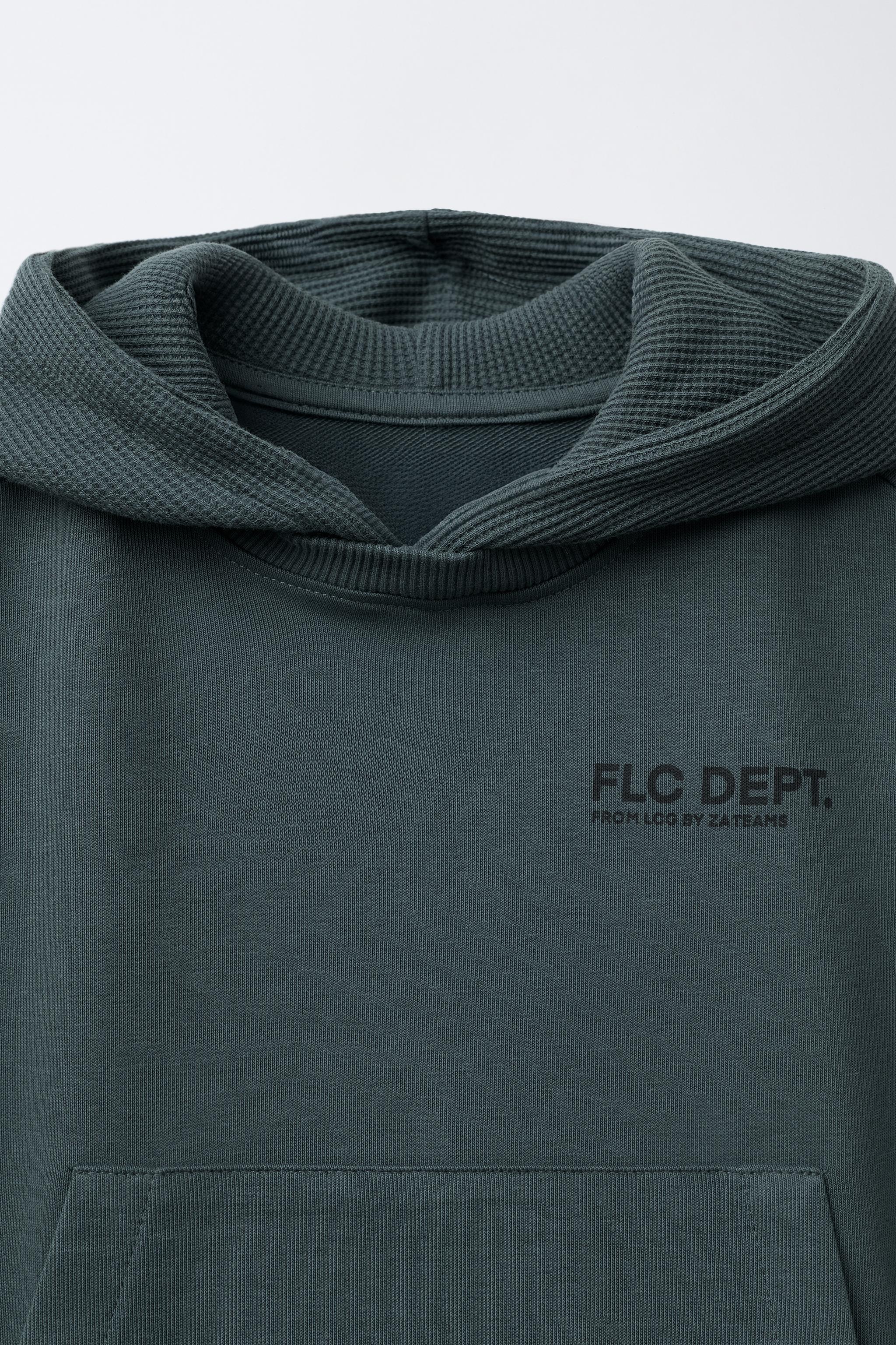 TEXT PRINT WAFFLE KNIT VEST AND BERMUDA SET